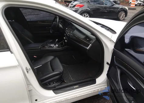 2012 BMW 528I xDrive z USA, uszkodzony, nr VIN WBAXH5C59CDW07794